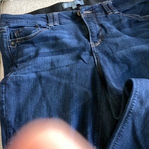 Wit and Wisdom jeans like new